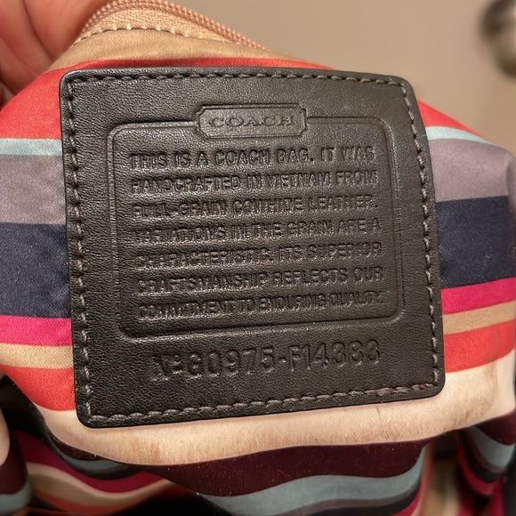 Vintage Coach please check all picture of condition - Picture 13 of 17